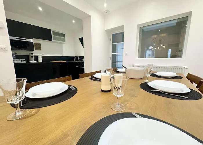 Thelittlehouse - Maison- Jardin 4* Calais