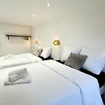 Thelittlehouse - Maison- Jardin ゲストハウス