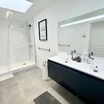 ゲストハウス Thelittlehouse - Maison- Jardin 4*