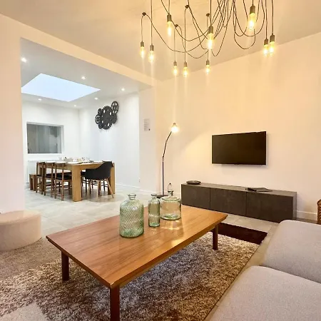 Thelittlehouse - Maison- Jardin *