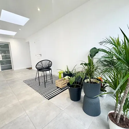 Thelittlehouse - Maison- Jardin Гостевой дом